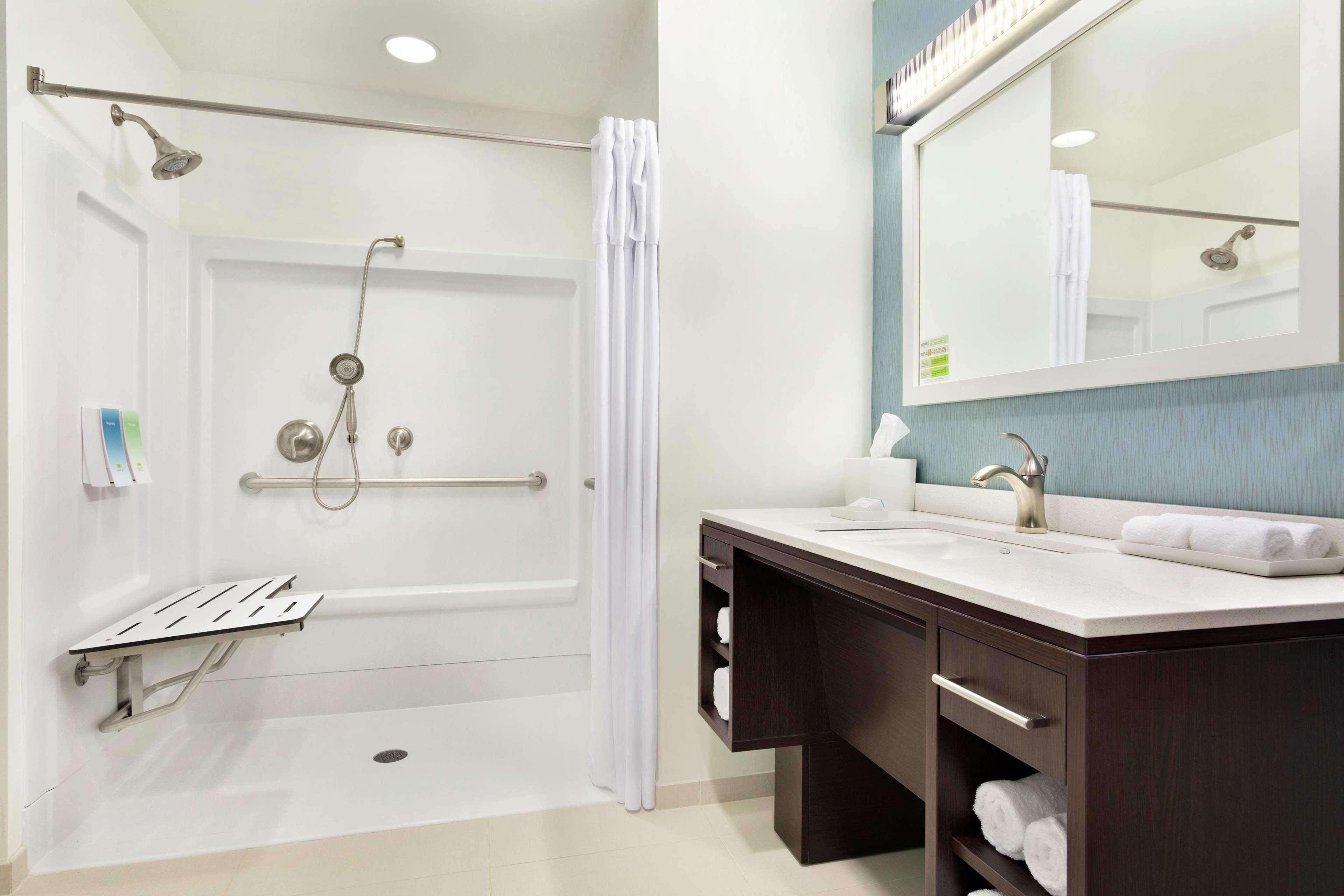 Home2 Suites By Hilton Middletown Exterior photo